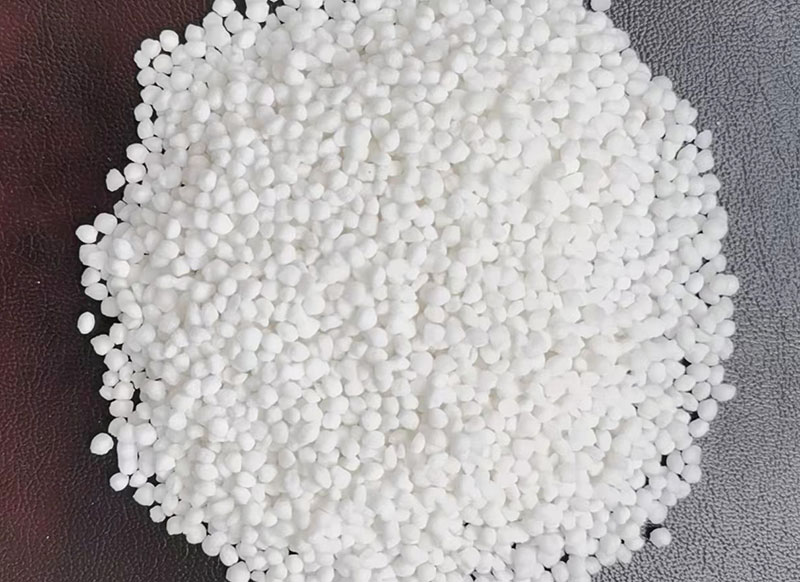 工業氯(lǜ)化铵使用(yong)性質